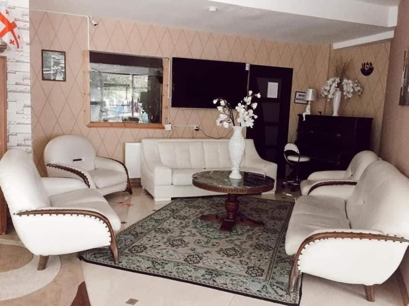 Guest House קאחתי מראה חיצוני תמונה